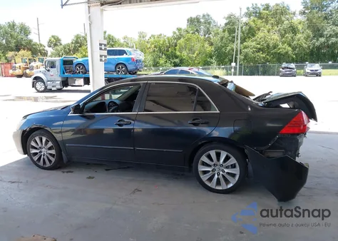 2007 Honda Accord 3.0 Ex z USA, uszkodzony, nr VIN 1HGCM66587A071282